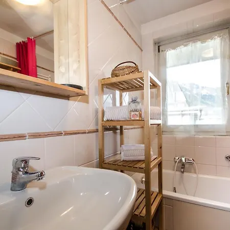 Apartament Roseau