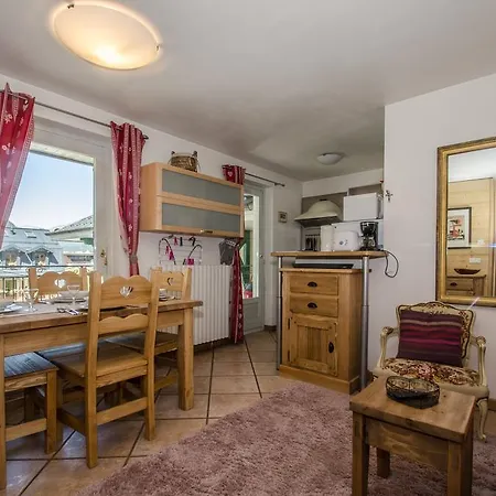 Apartament Roseau